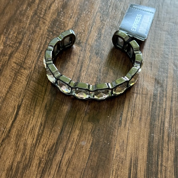 Express lined Rhinestone cuff bracelet - Picture 9 of 14